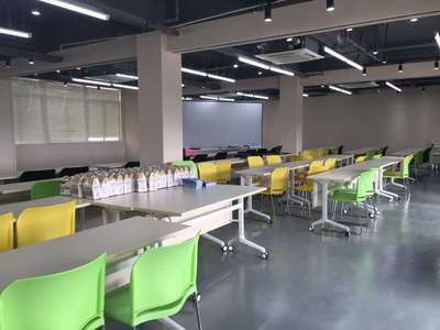 茂名高新區(qū)科技企業(yè)孵化器 創(chuàng)新沃土，項(xiàng)目孵化新引擎