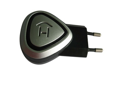 手機充電51-東營世紀緣-東營世紀緣汽車用品、東營汽車用品批發(fā)、東營汽車美容、汽車用品、汽車裝飾、汽車美容、汽車用品批發(fā)、汽車服務連鎖、東營汽車裝飾、東營汽車裝飾用品、汽車美容養(yǎng)護產(chǎn)品、3M鈦金高隔熱太陽膜、廣東清欣